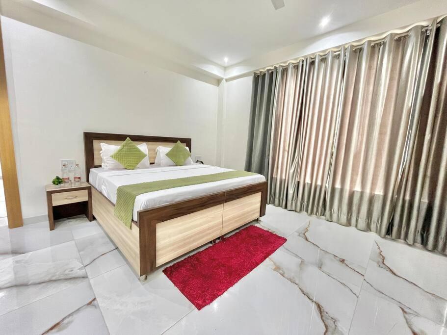 Host Jatin Kasauli Crest 7O1827O7O3 아파트 외부 사진