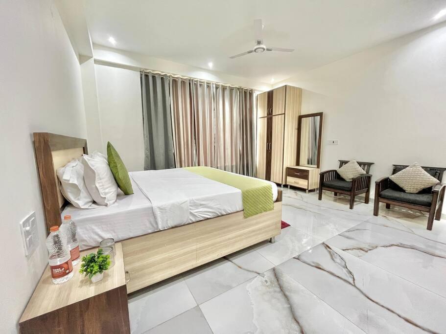 Host Jatin Kasauli Crest 7O1827O7O3 아파트 외부 사진