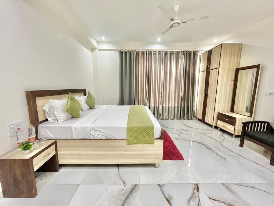 Host Jatin Kasauli Crest 7O1827O7O3 아파트 외부 사진